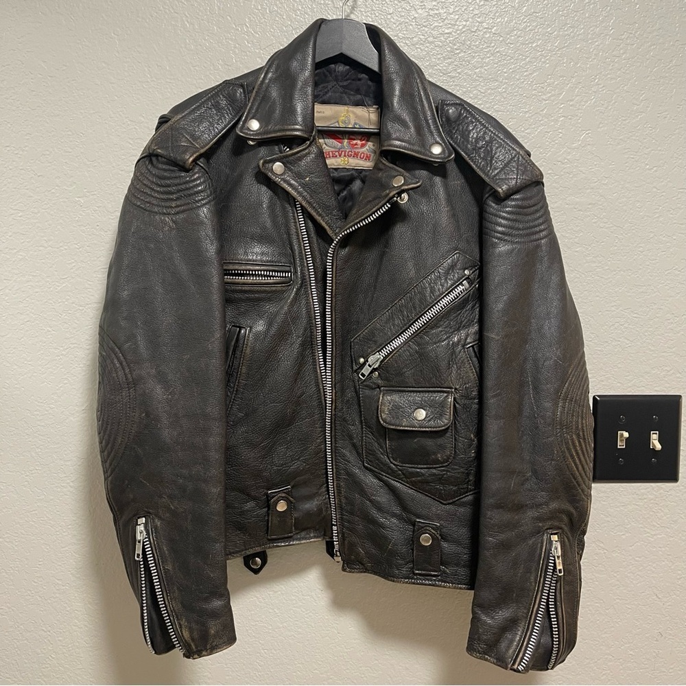 Vintage Chevignon Men’s Leather Biker Jacket Size Small